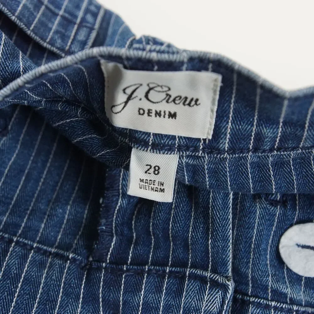 J Crew Patch Pocket Denim Button Herringbone Striped Blue Shorts Womens Sz 28 - Picture 7 of 9